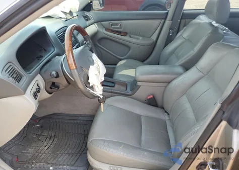 2001 Lexus Es 300 from USA, damaged, VIN JT8BF28G615105102